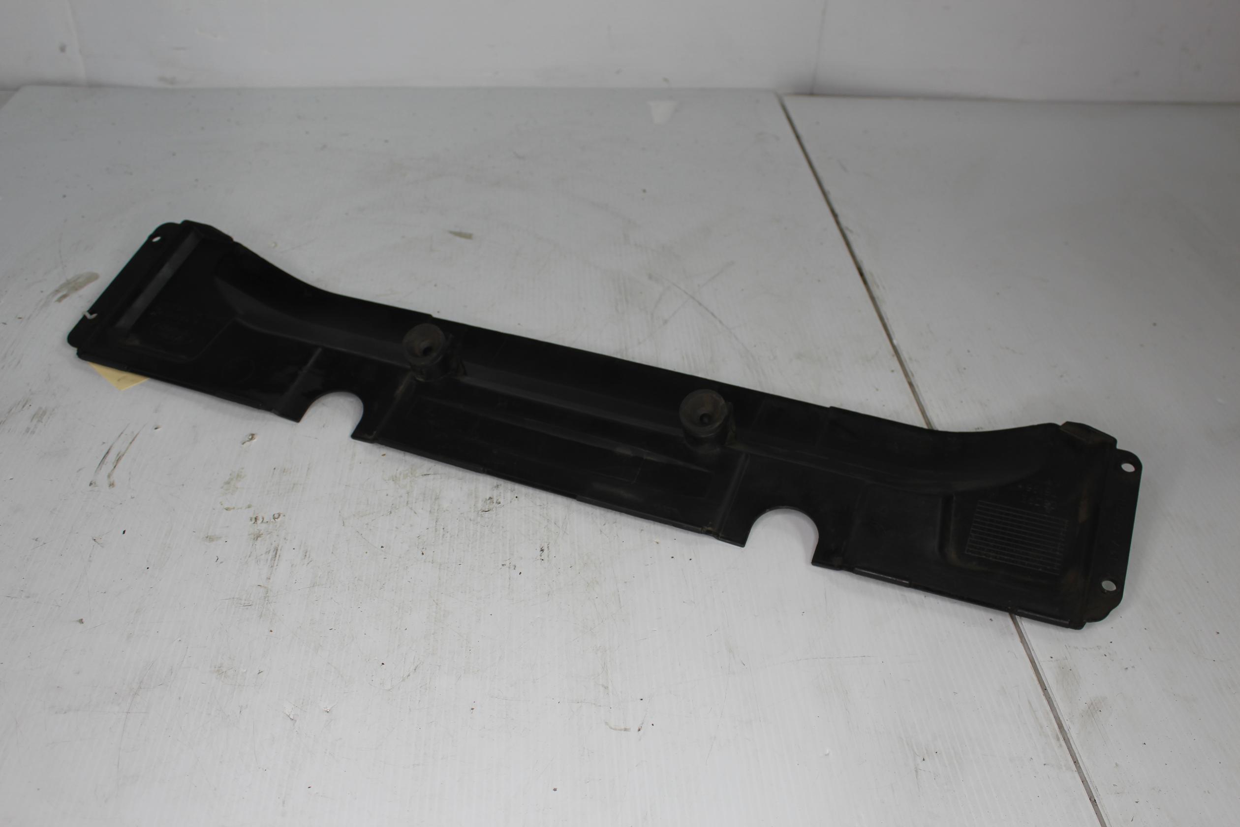 Land Rover Sport L494 Radiator Support Cover Trim LR040699, LR078771 - Image 11