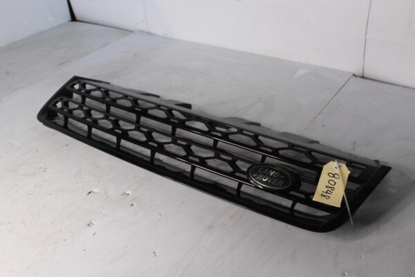 Land Rover L550 Discovery Sport Front Grille LR066143, LR097951