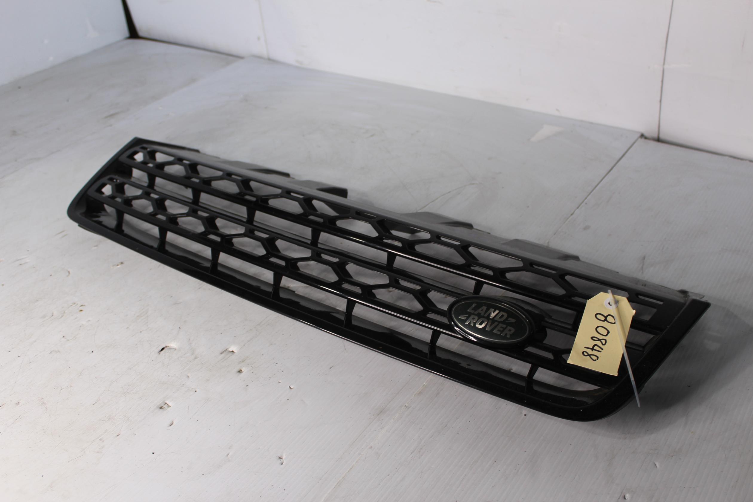 Land Rover L550 Discovery Sport Front Grille LR066143, LR097951 - Image 2