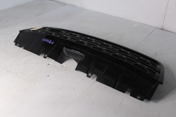 Land Rover L550 Discovery Sport Front Grille LR066143, LR097951