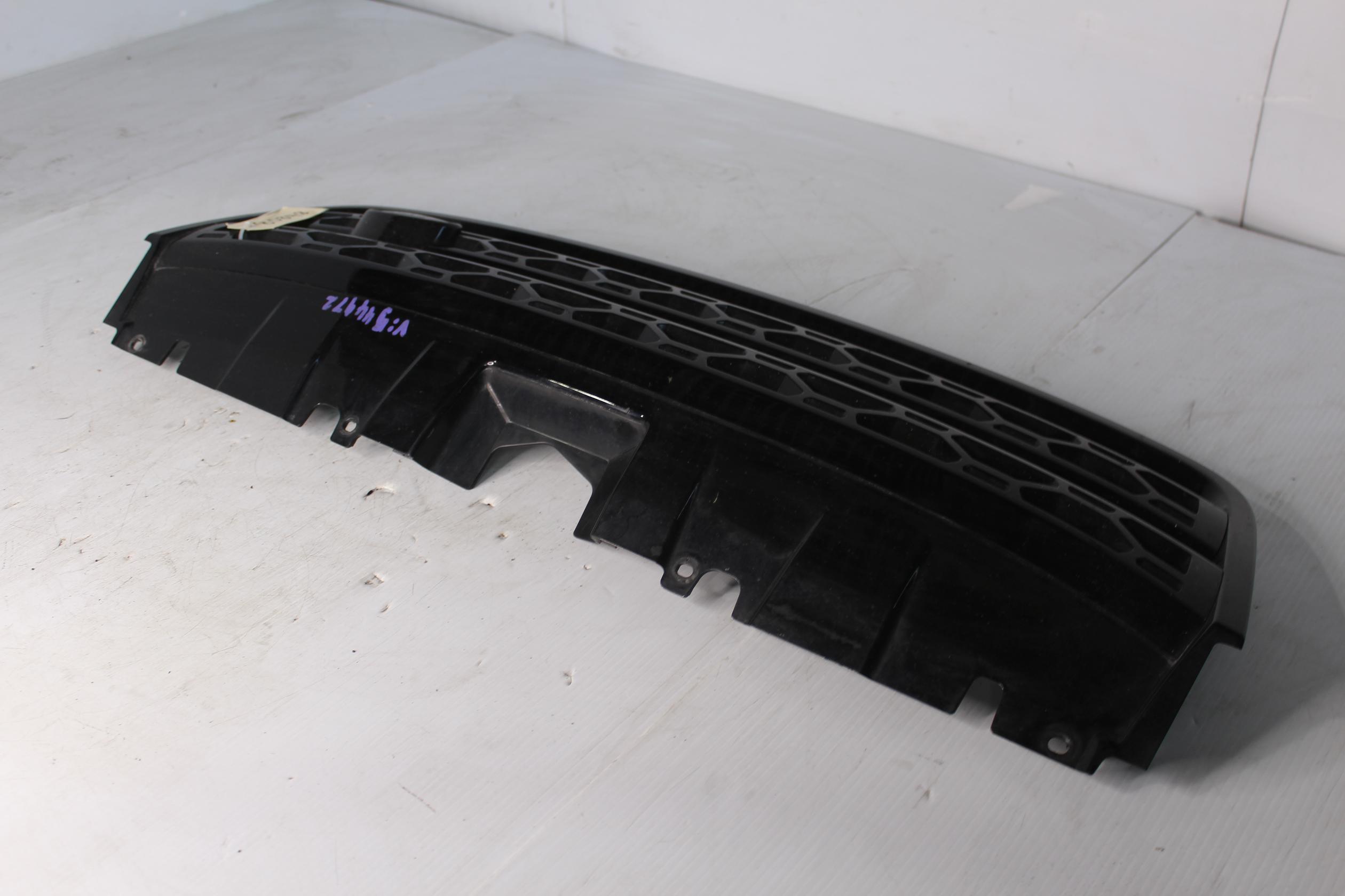 Land Rover L550 Discovery Sport Front Grille LR066143, LR097951 - Image 4
