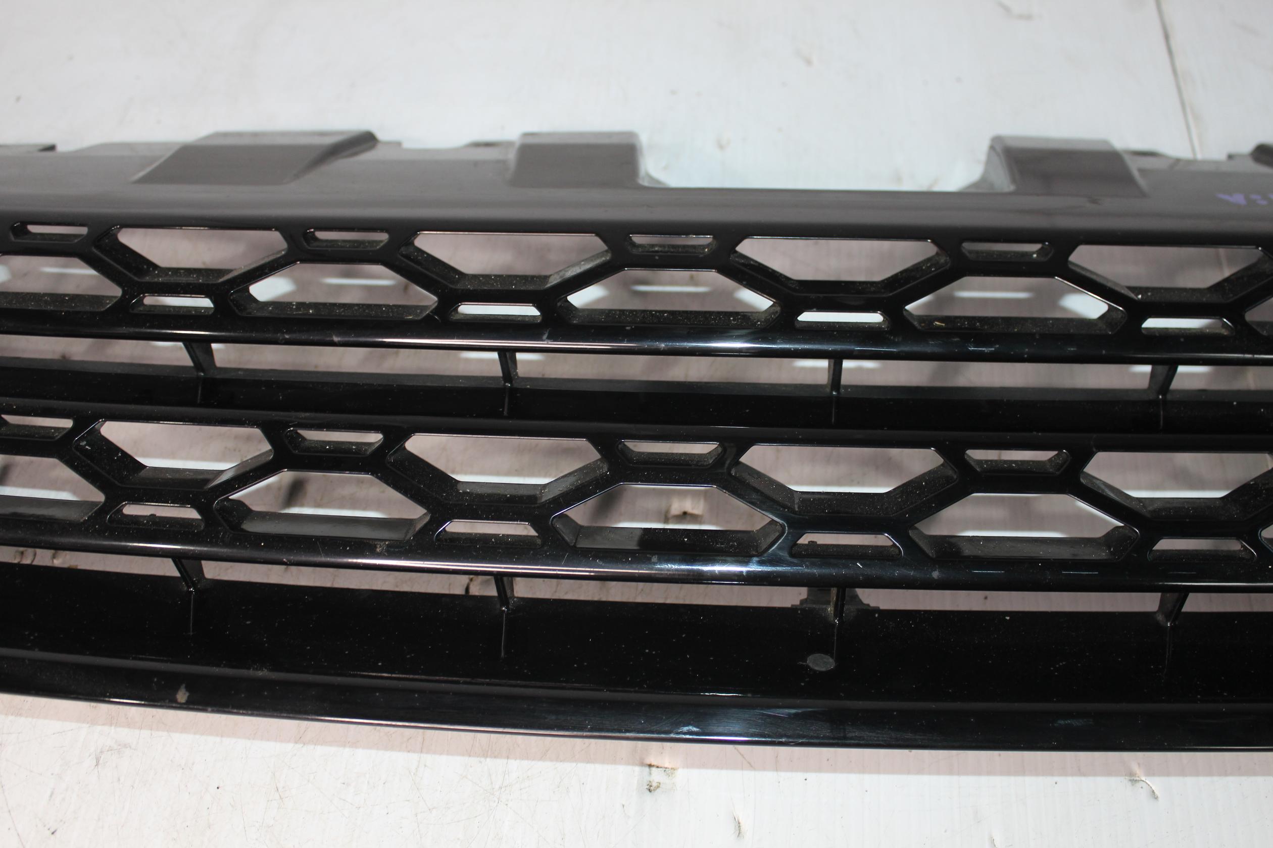 Land Rover L550 Discovery Sport Front Grille LR066143, LR097951 - Image 7
