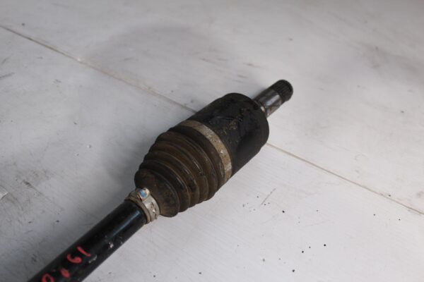 Land Rover Discovery Sport L550 Rear Left / Right Driveshaft Axle LR060412