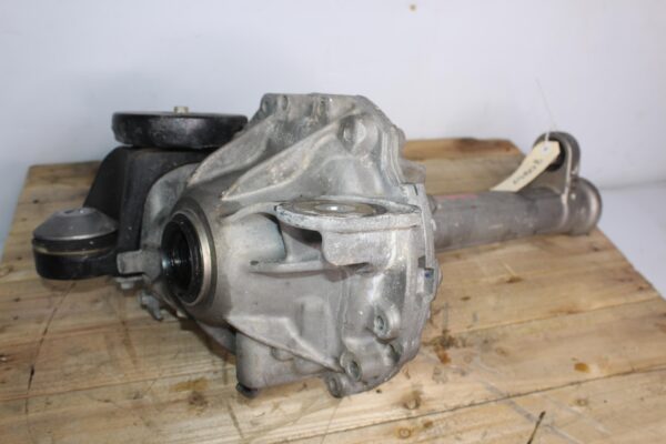 Range Rover Sport L494 3.0L Front Differential 3.21 RATIO LR069898, LR066511