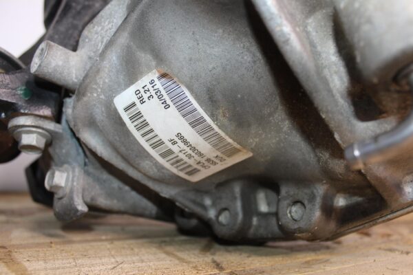 Range Rover Sport L494 3.0L Front Differential 3.21 RATIO LR069898, LR066511