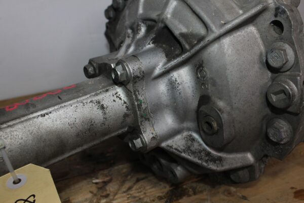 Range Rover Sport L494 3.0L Front Differential 3.21 RATIO LR069898, LR066511