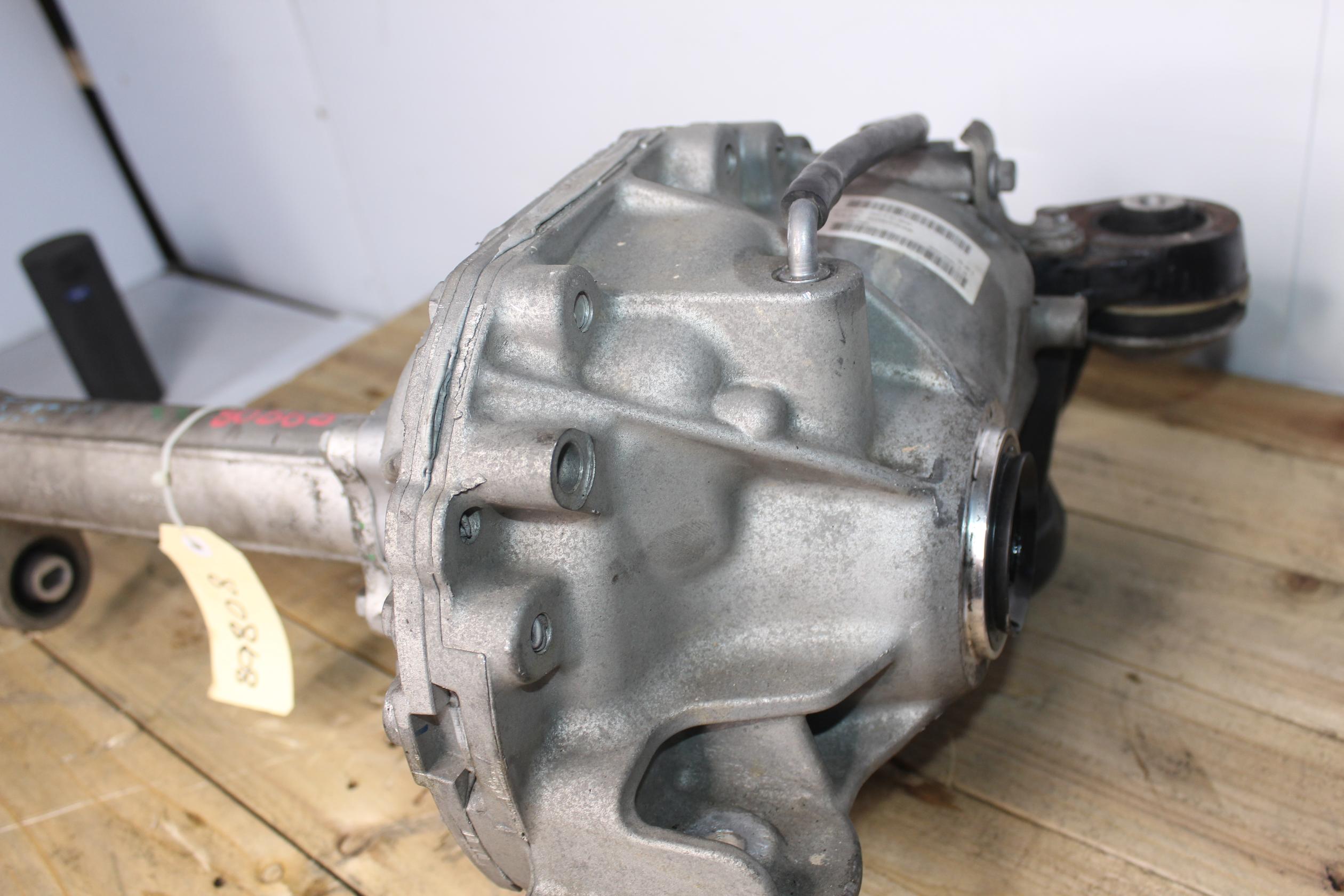 Range Rover Sport L494 3.0L Front Differential 3.21 RATIO LR069898, LR066511 - Image 4
