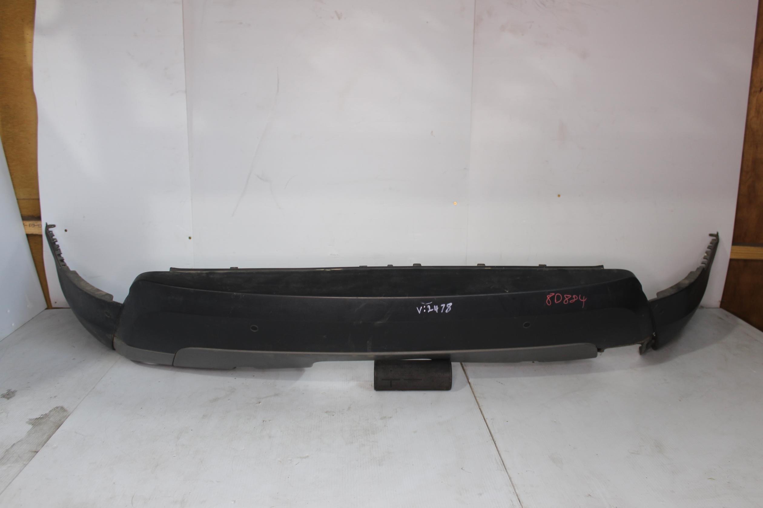 Land Rover Discovery 5 L462 Rear Bumper Bar Assembly LR083022 - Image 1