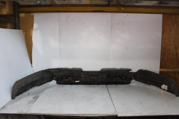 Land Rover Discovery 5 L462 Rear Bumper Bar Assembly LR083022