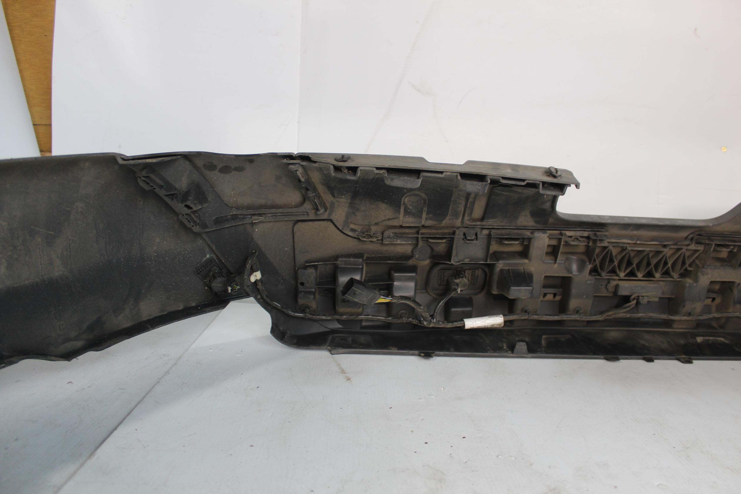 Land Rover Discovery 5 L462 Rear Bumper Bar Assembly LR083022 - Image 9