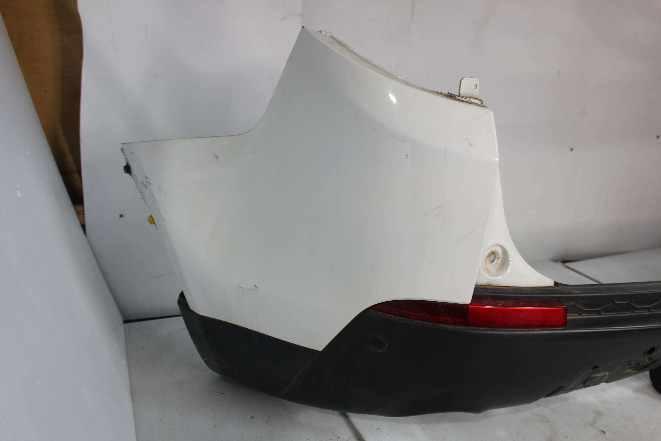 Land Rover L550 Discovery Sport Rear Bumper Bar WHITE - Image 2