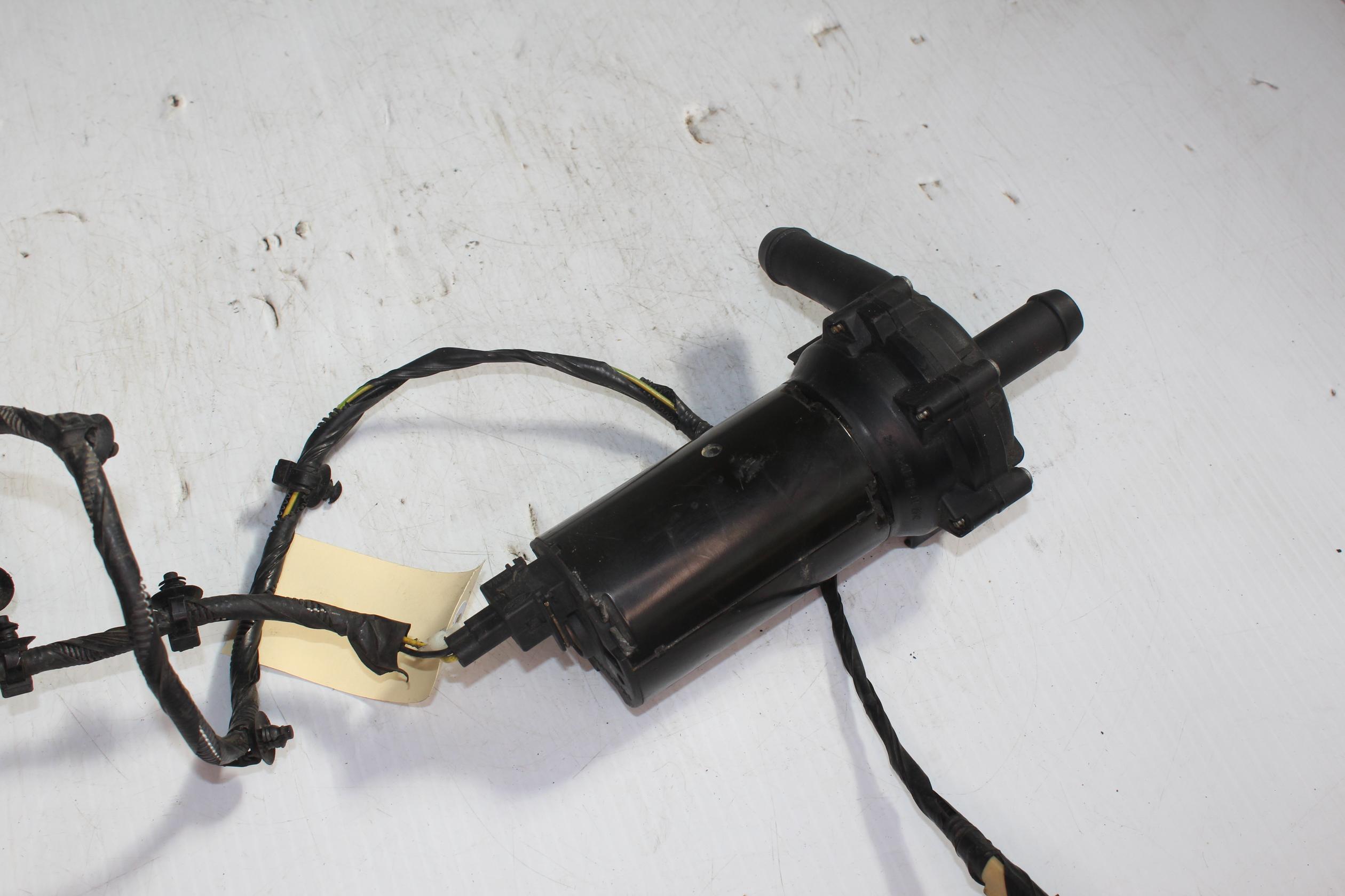 Range Rover Sport L494 V8SC Aux Auxiliary Coolant Pump PEB500010, CPLA8K232AD - Image 5
