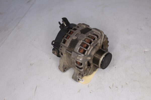 Land Rover L550 L538 Discovery Sport Evoque 2.2L Alternator LR047579, LR077394