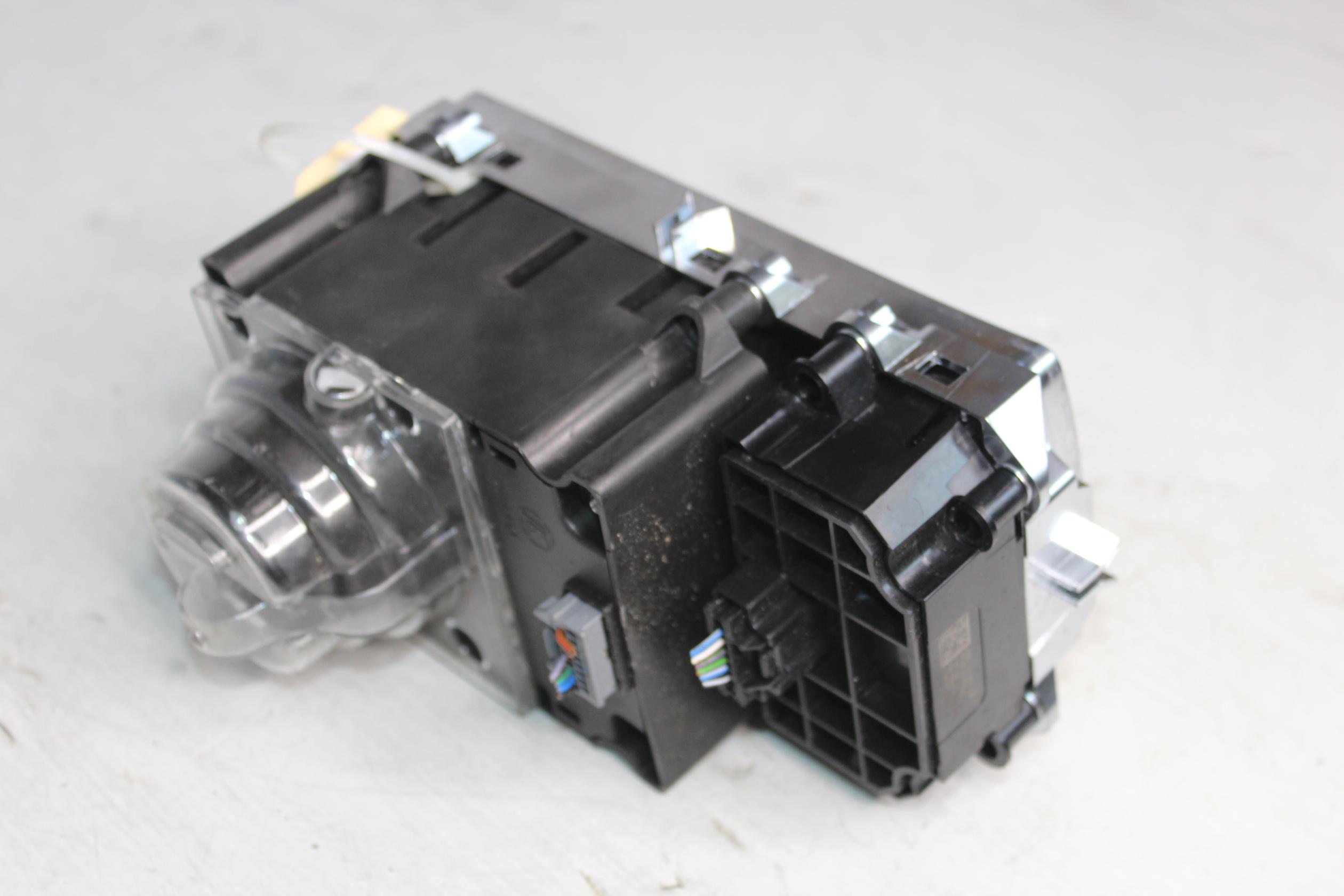 Land Rover Discovery 5 L462 Terrain Chassis Control Switch LR113133 - Image 8