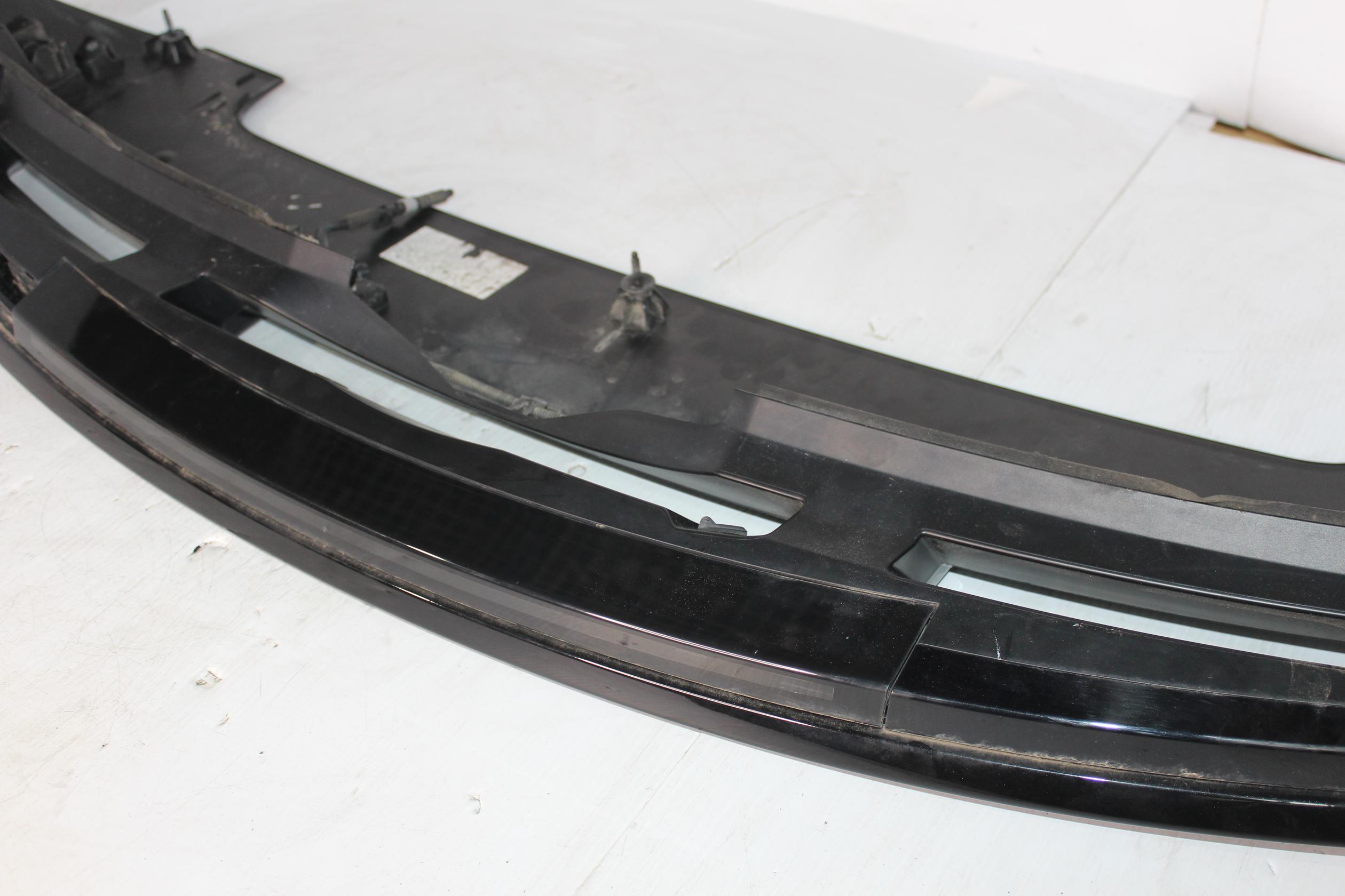Land Rover Discovery 5 L462 Roof Tailgate Bootlid Spoiler LR083201, LR173164 - Image 12