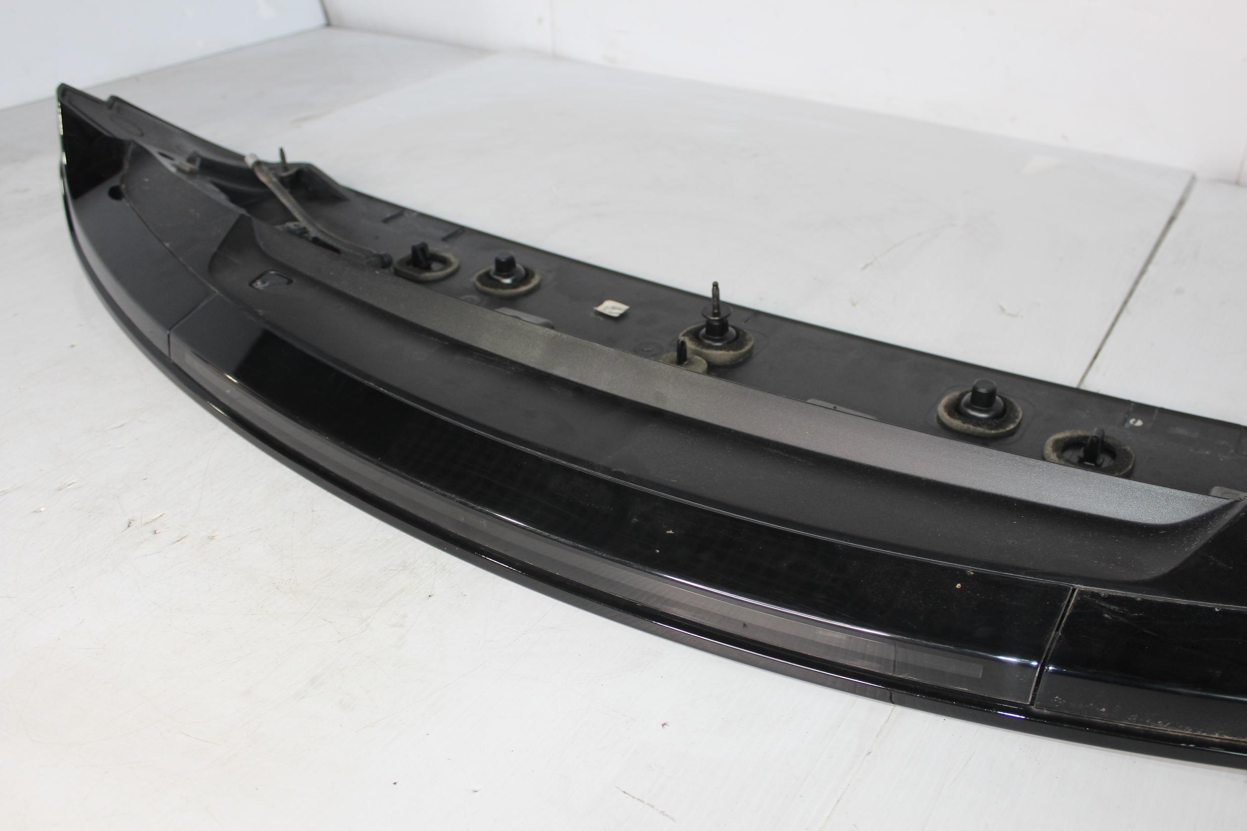 Land Rover L550 Discovery Sport Tailgate Roof Spoiler LR078207, LR148256 - Image 11