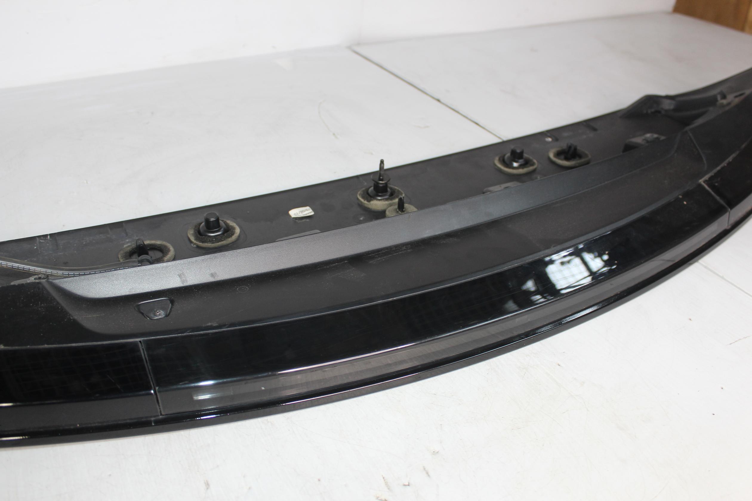 Land Rover L550 Discovery Sport Tailgate Roof Spoiler LR078207, LR148256 - Image 12