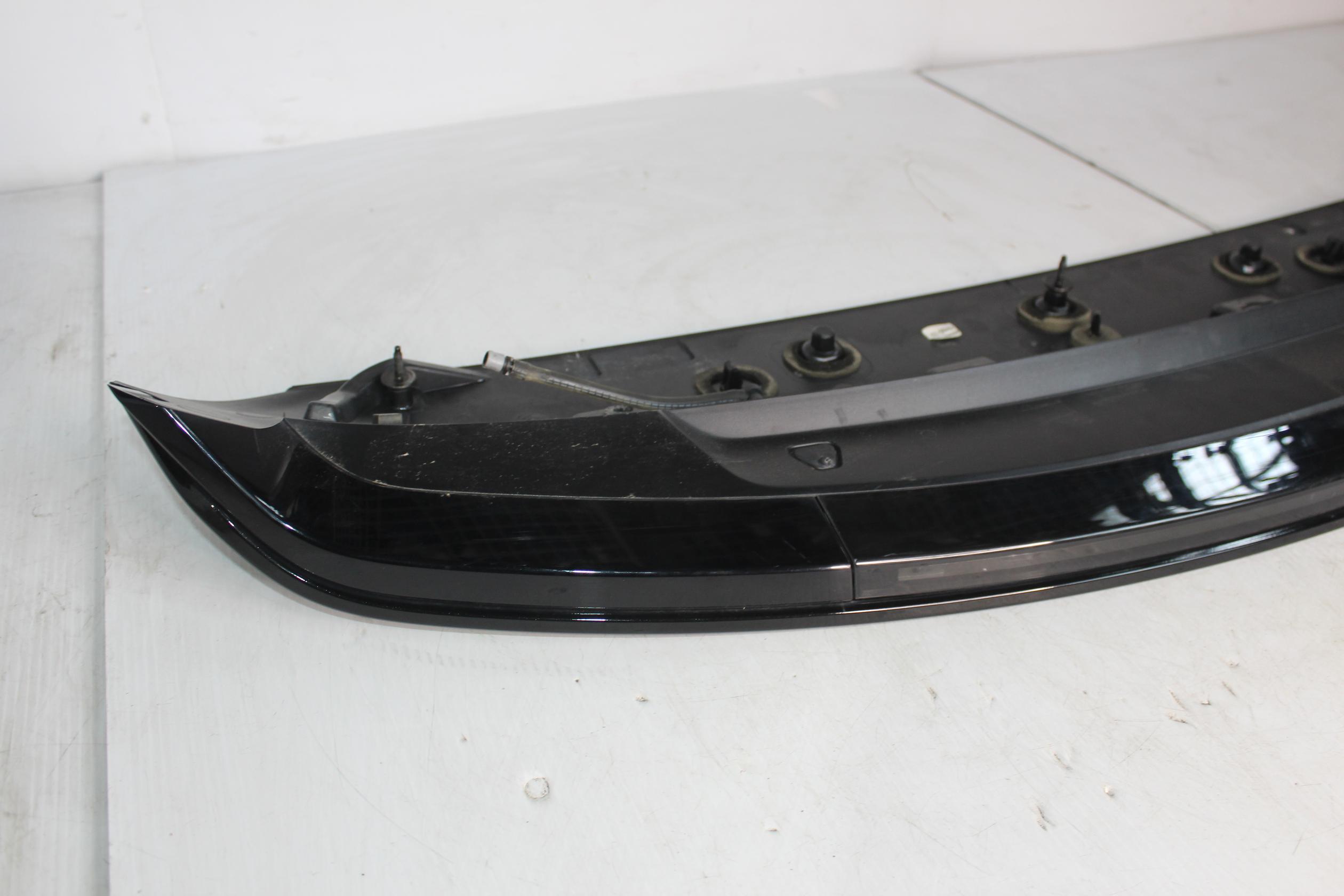 Land Rover L550 Discovery Sport Tailgate Roof Spoiler LR078207, LR148256 - Image 13