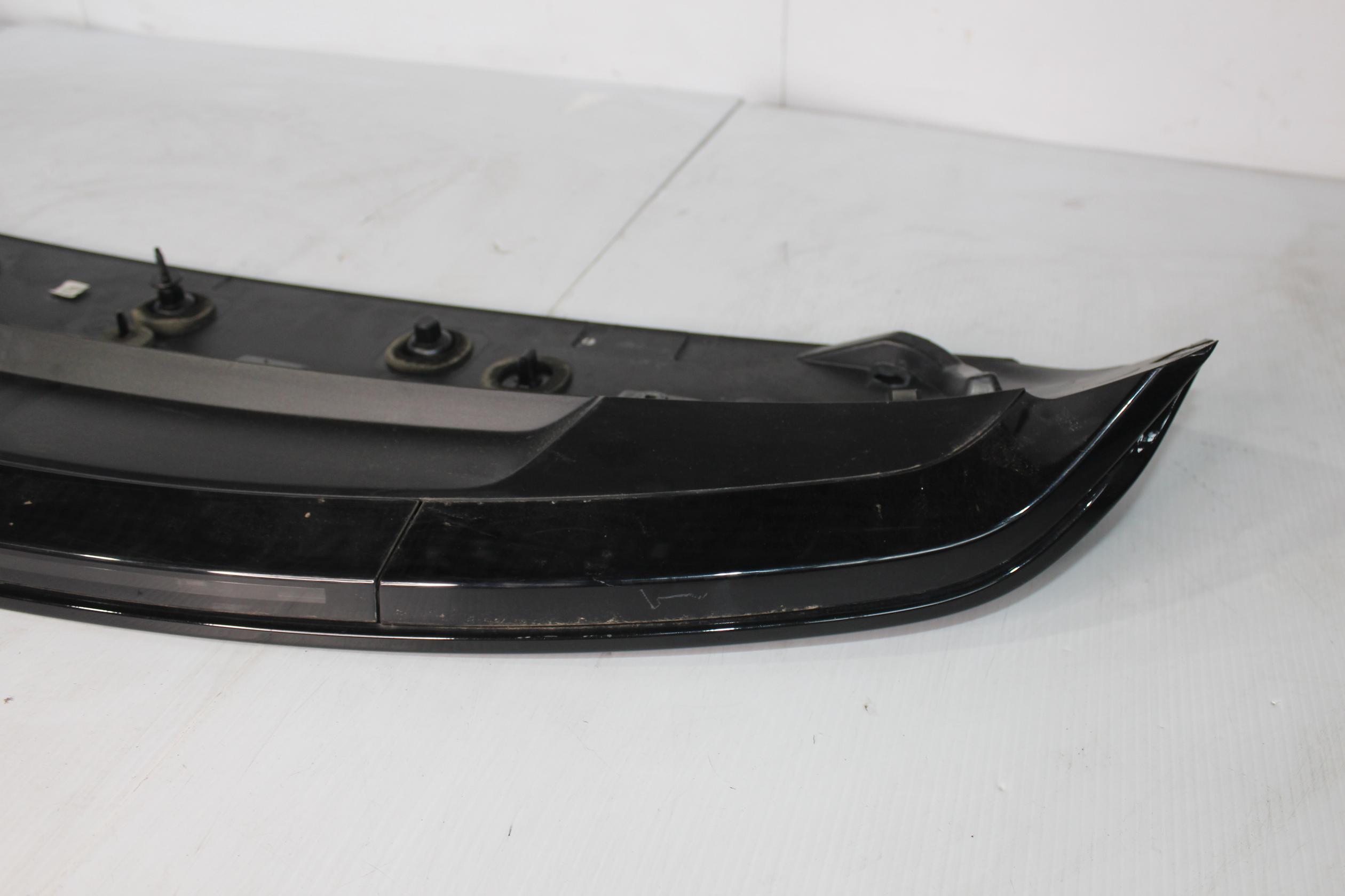 Land Rover L550 Discovery Sport Tailgate Roof Spoiler LR078207, LR148256 - Image 10