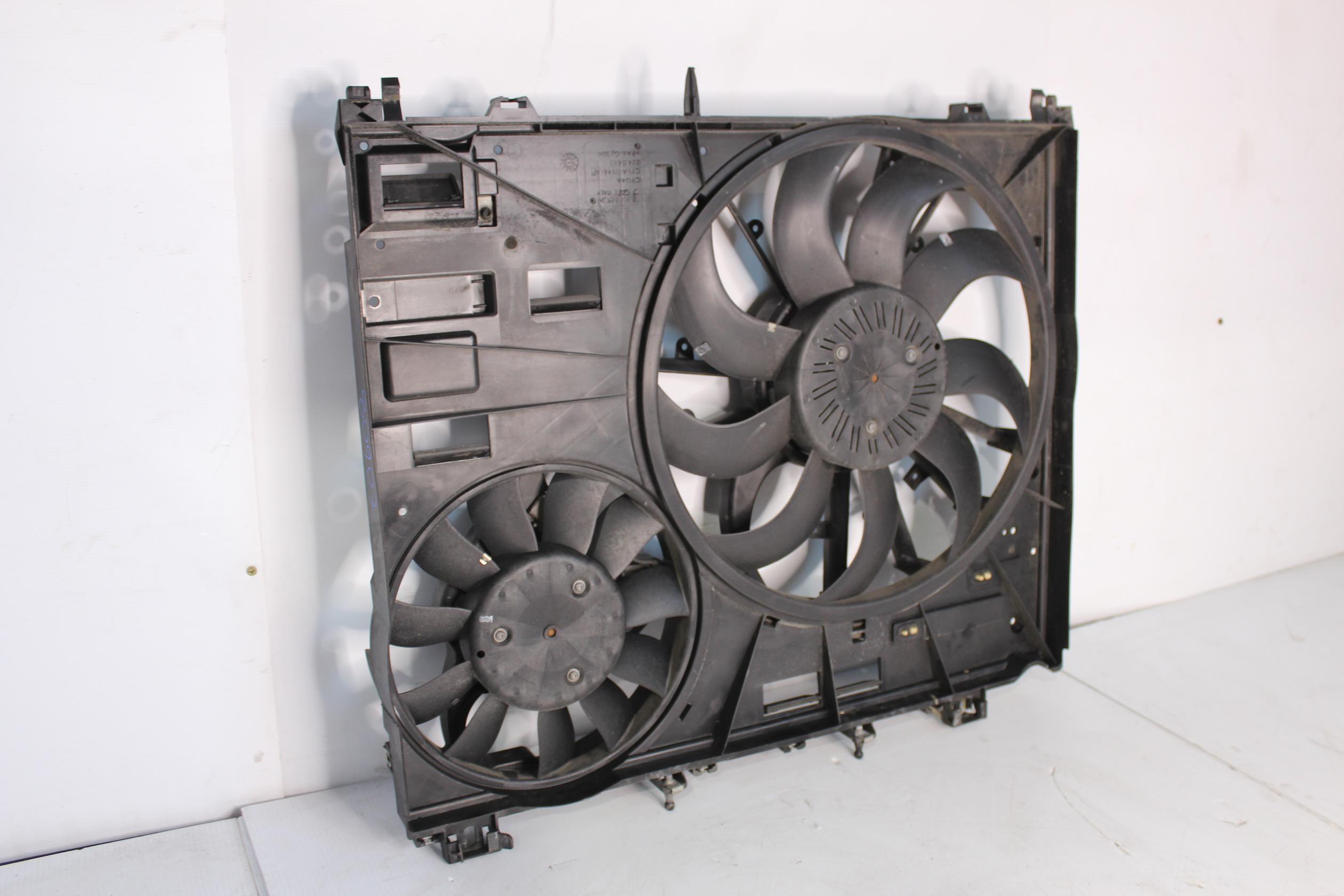 Range Rover Sport L494 3.0L Radiator Fan Assembly LR084439 - Image 13