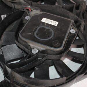 Range Rover Sport L494 3.0L Radiator Fan Assembly LR084439 - Image 10