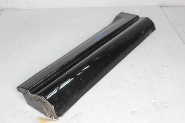 Range Rover Sport SVR L494 Left Rear Door Lower Mould Trim LR062232, FK6M274A49A