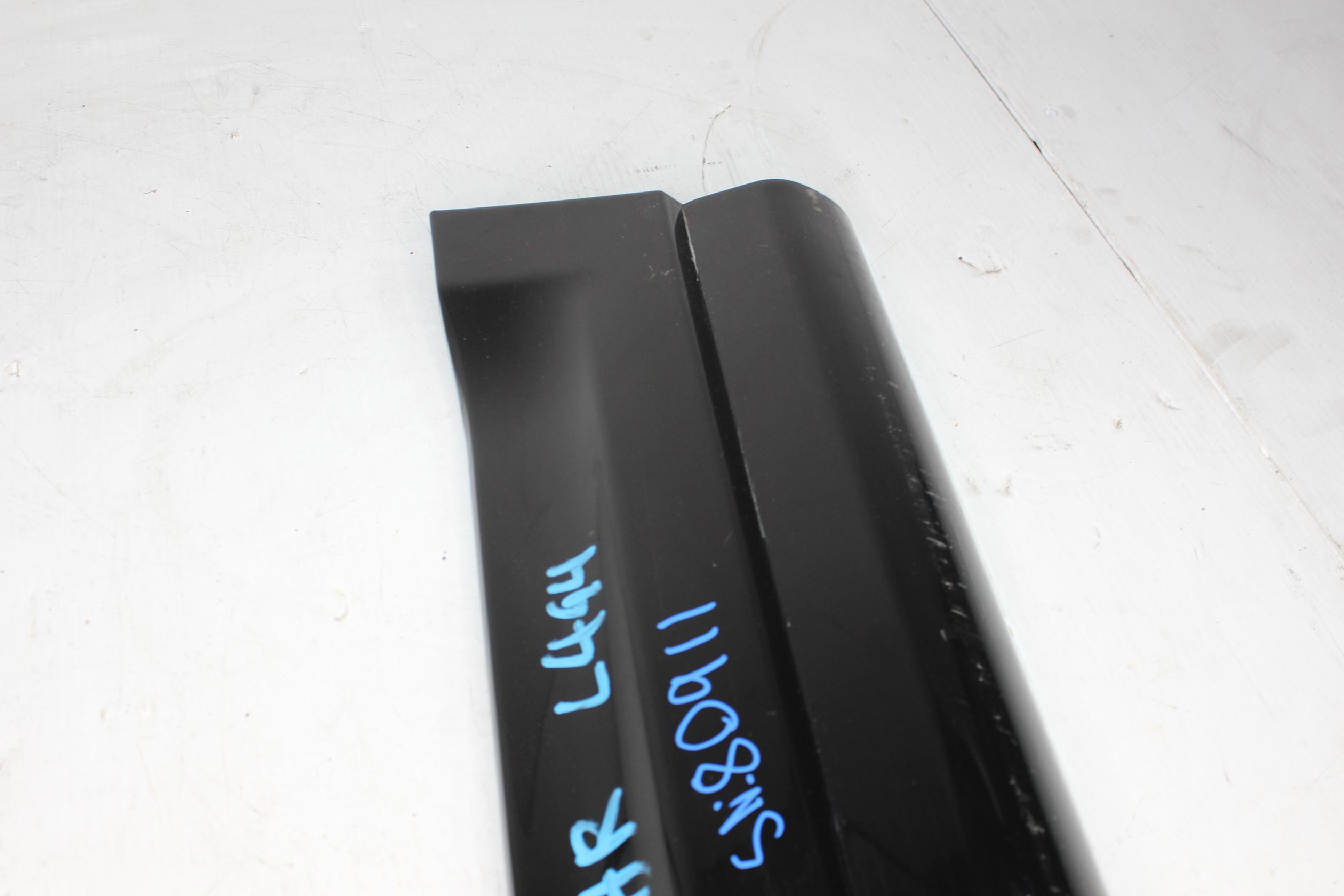 Range Rover Sport SVR L494 Left Rear Door Lower Mould Trim LR062232, FK6M274A49A - Image 12