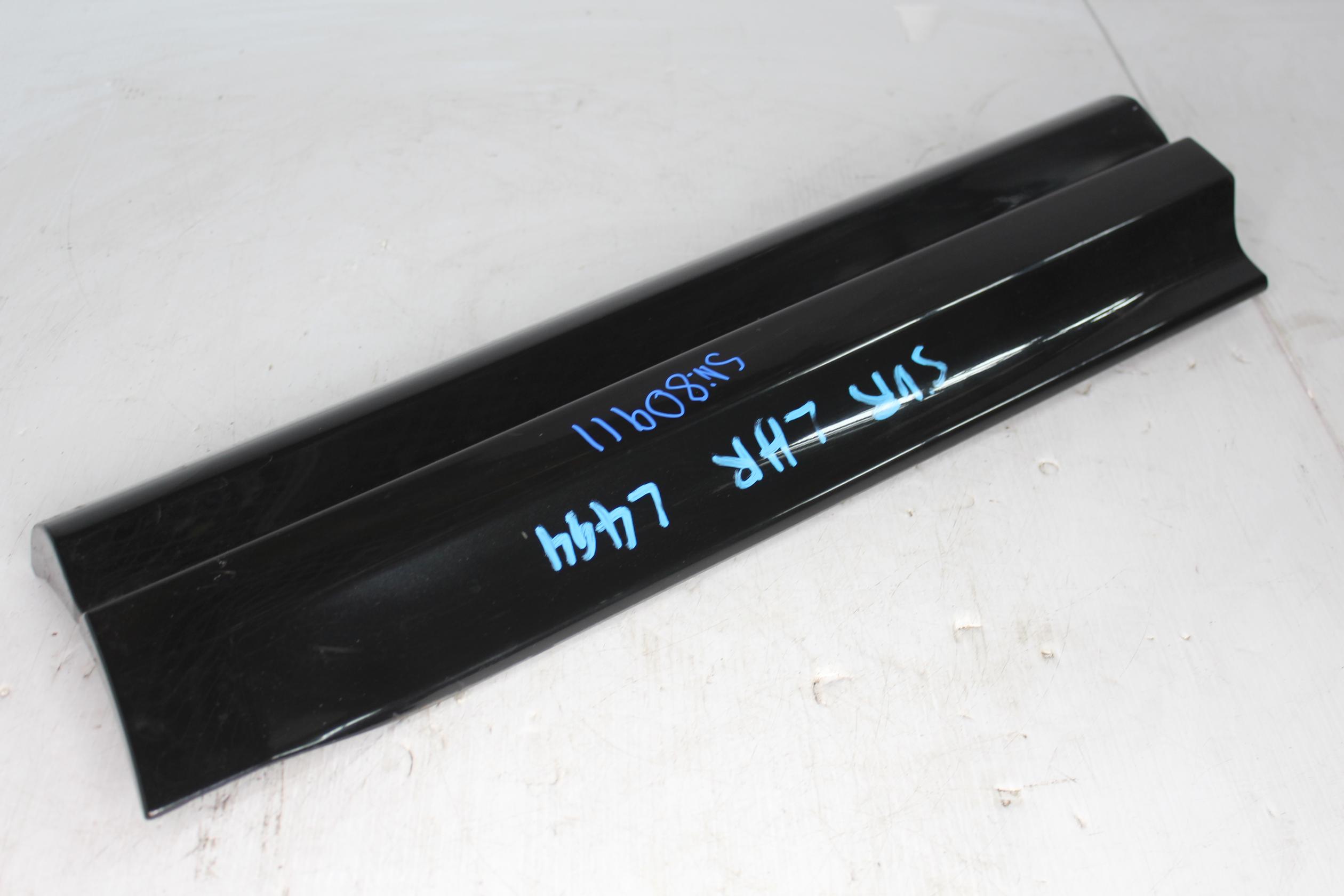 Range Rover Sport SVR L494 Left Rear Door Lower Mould Trim LR062232, FK6M274A49A - Image 4