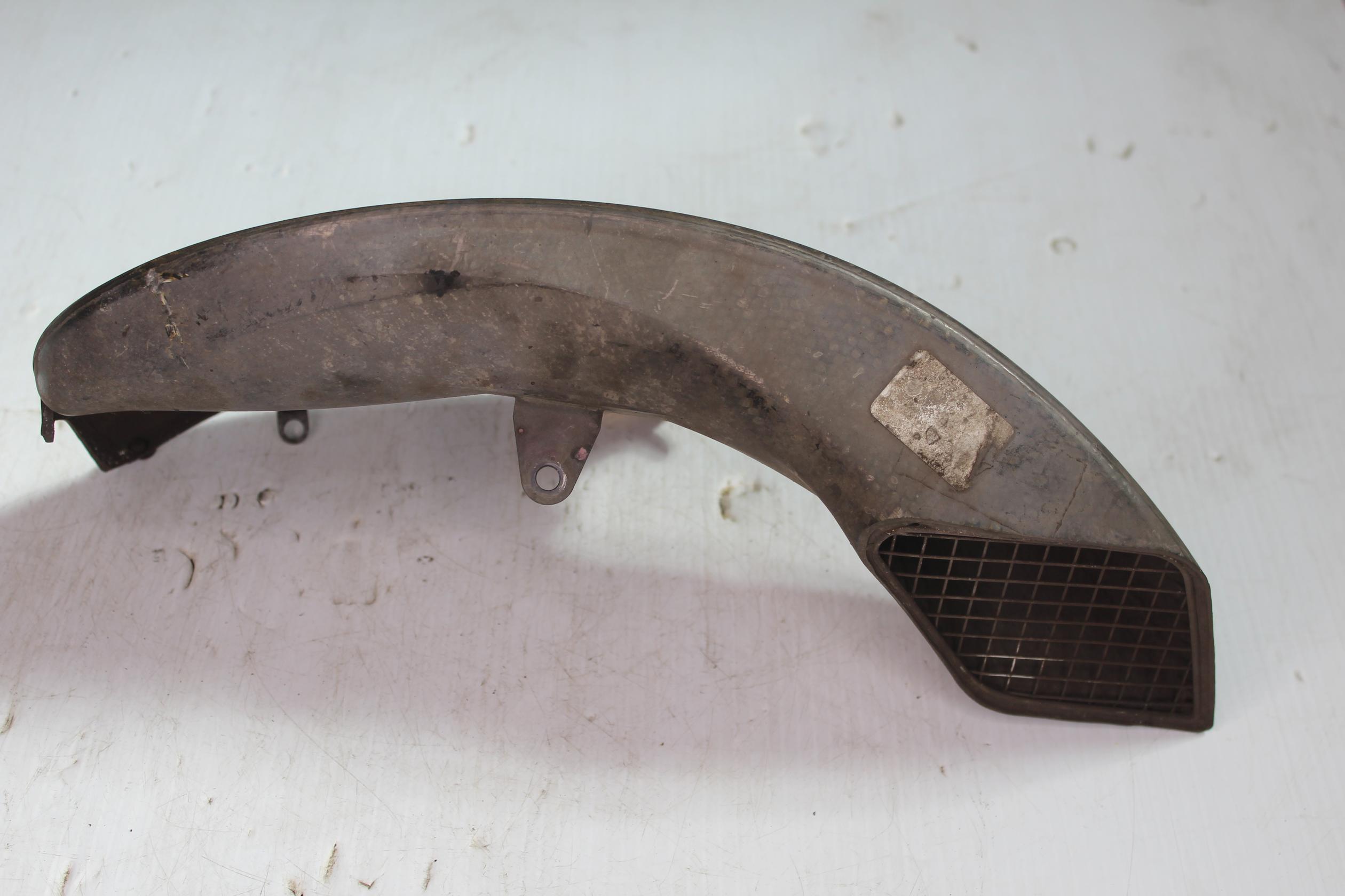 Range Rover Sport SVR L494 GENUINE Carbon Fibre Right RH Brake Duct LR067877 - Image 4
