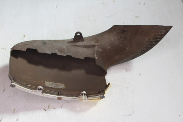 Range Rover Sport SVR L494 GENUINE Carbon Fibre Right RH Brake Duct LR067877