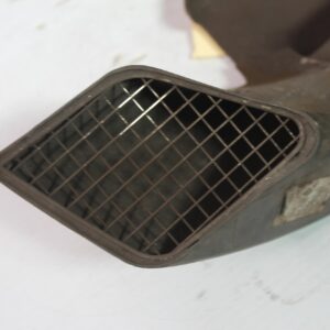 Range Rover Sport SVR L494 GENUINE Carbon Fibre Right RH Brake Duct LR067877 - Image 10