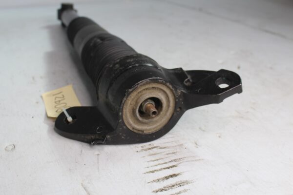 Land Rover L550 Discovery Sport Left Rear Shock Absorber LR098141, LR078649, LR140209