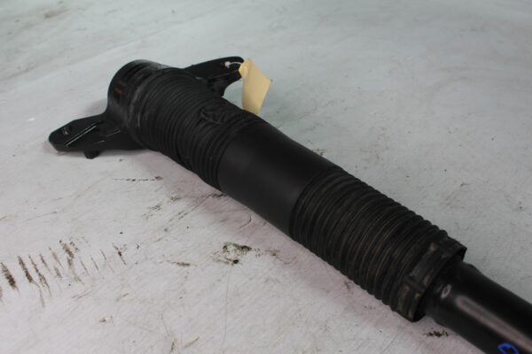 Land Rover L550 Discovery Sport Left Rear Shock Absorber LR098141, LR078649, LR140209