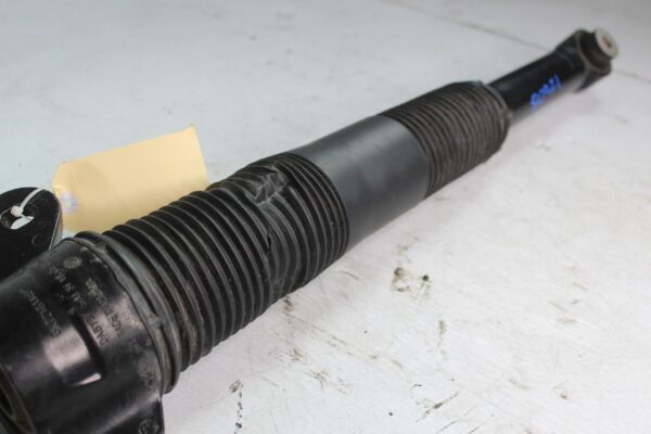 Land Rover L550 Discovery Sport Left Rear Shock Absorber LR098141, LR078649, LR140209