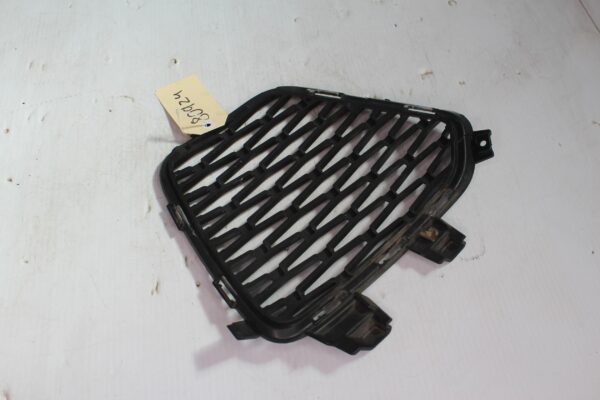 Range Rover Sport SVR L494 Front Right Bumper Grille LR060338, FK6M17K946AA