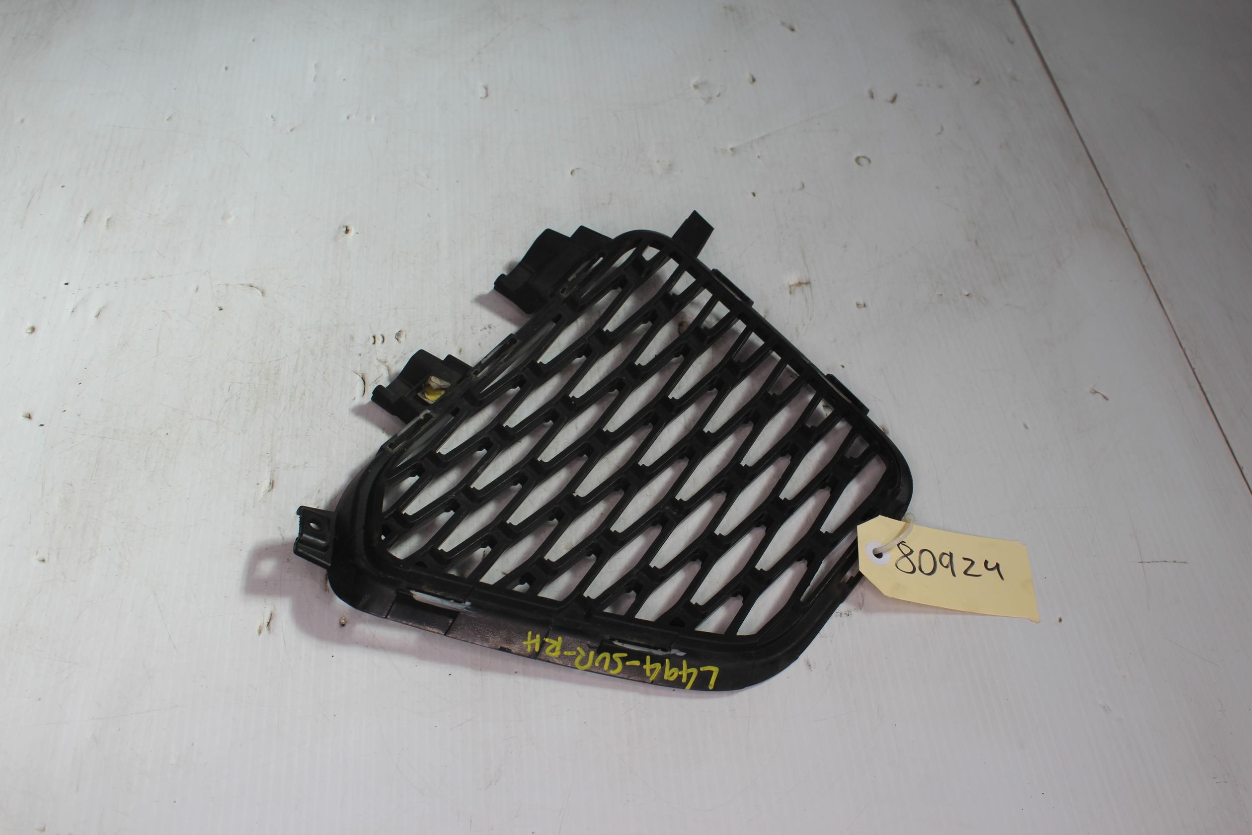 Range Rover Sport SVR L494 Front Right Bumper Grille LR060338, FK6M17K946AA - Image 7
