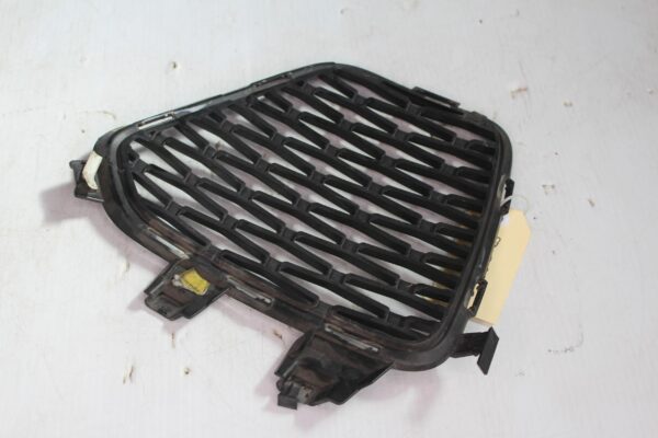 Range Rover Sport SVR L494 Front Left Bumper Grille LR060339, FK6M17K947AA